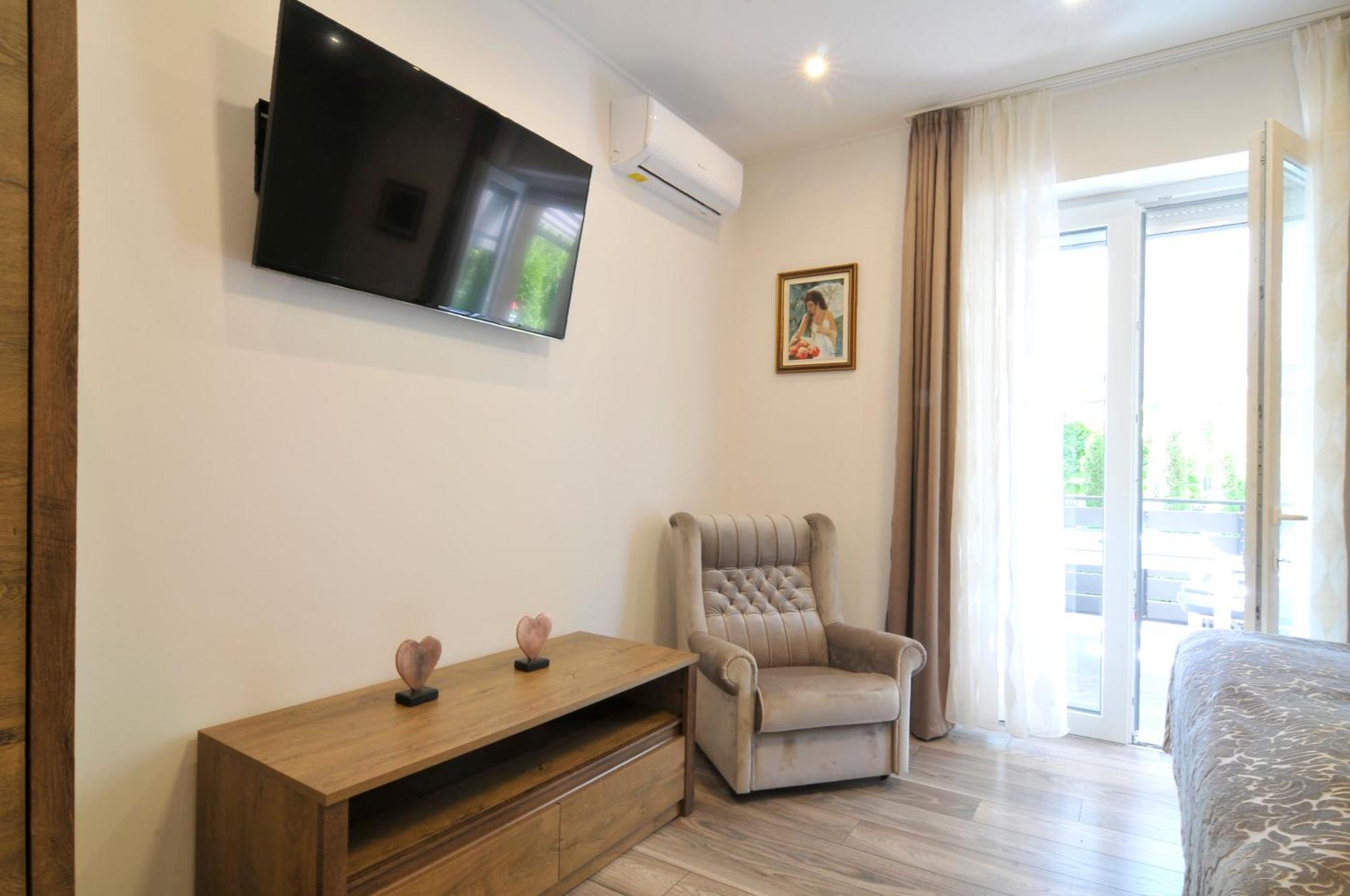 Silver Beach Apartments Шиофок Экстерьер фото